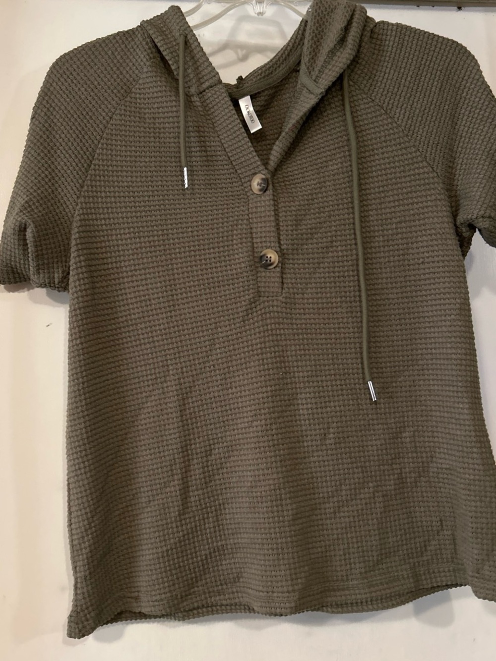 Waffle-Knit Short Sleeve Hoodie Tunic in Olive